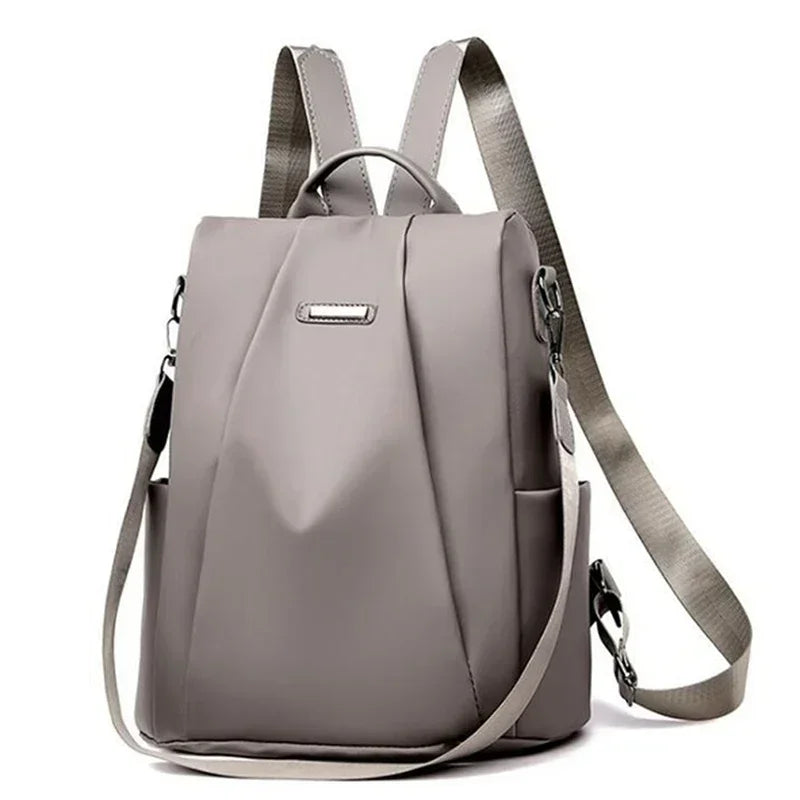 Mochila Feminina em Nylon | Leve, Impermeável e Multifuncional